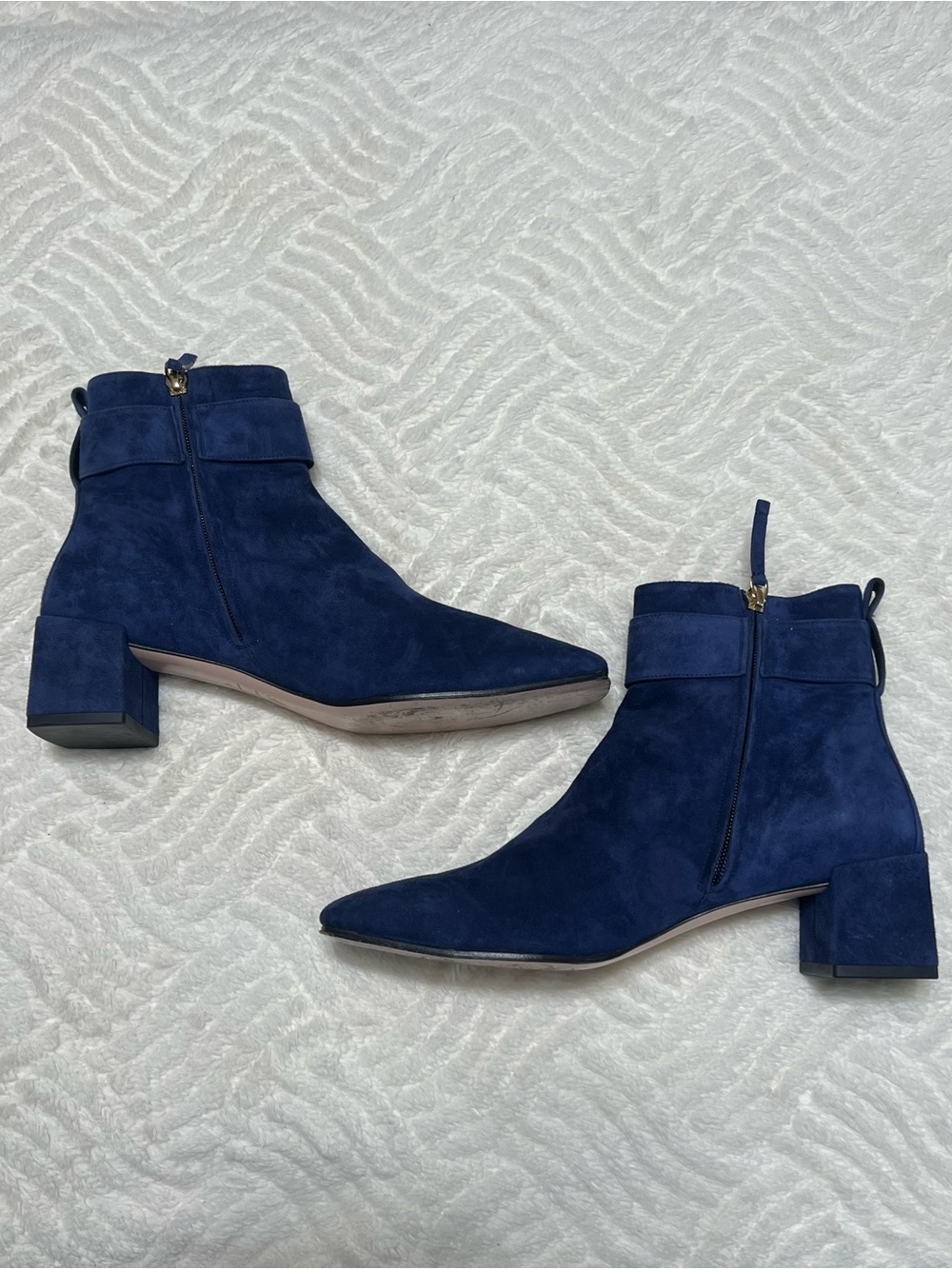 Roger Vivier Polly Blue Suede Buckle Ankle Boots Size 41 Made in Italy - Picture 4 of 14